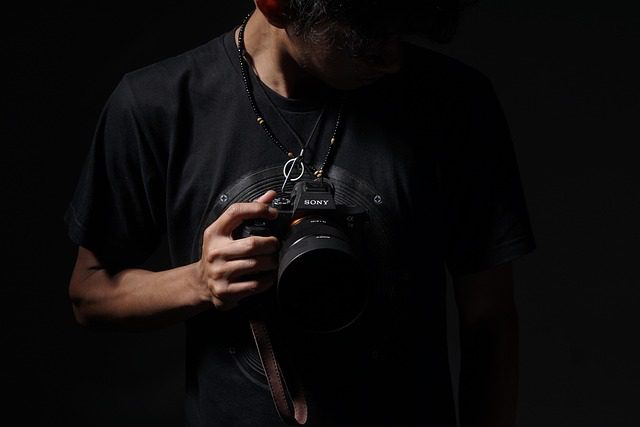 Bộ ảnh ghép thể hiện ba phong cách chụp ảnh profile: Executive, Creative, Lifestyle Bộ ảnh ghép thể hiện ba phong cách chụp ảnh profile: Executive, Creative, Lifestyle